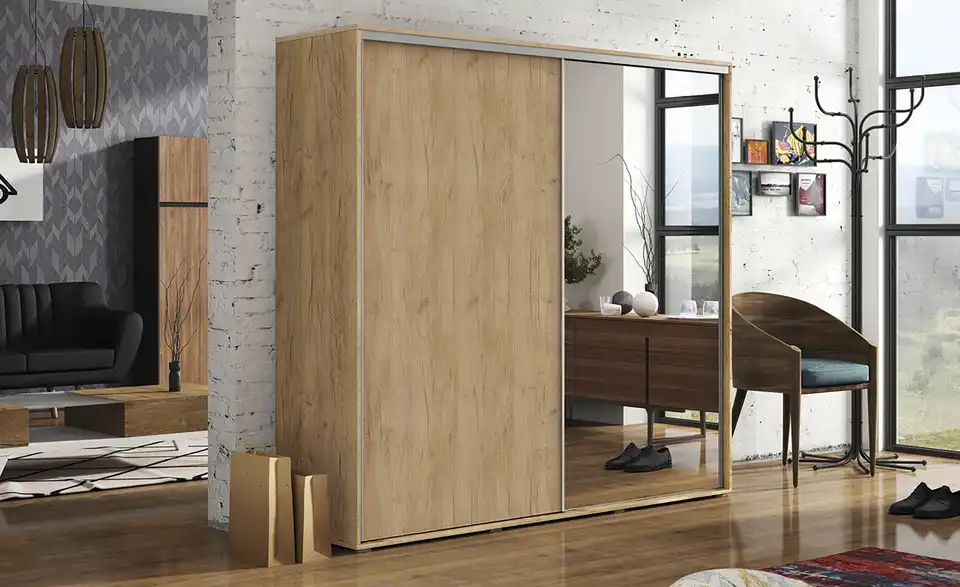 Schwebetürenschrank, in Wohnsituation
