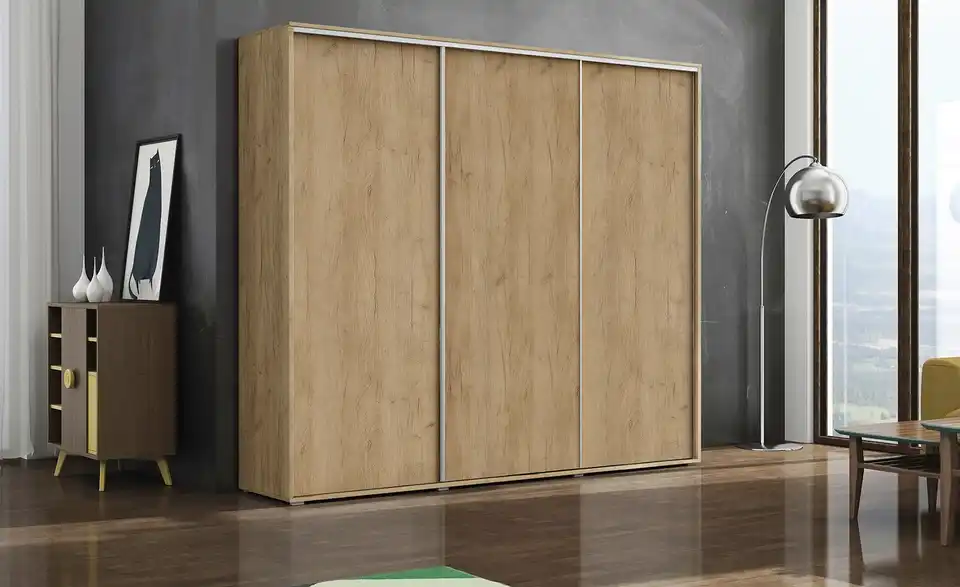 Schwebetürenschrank, in Wohnsituation