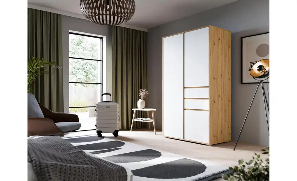 Kleiderschrank, in Wohnsituation