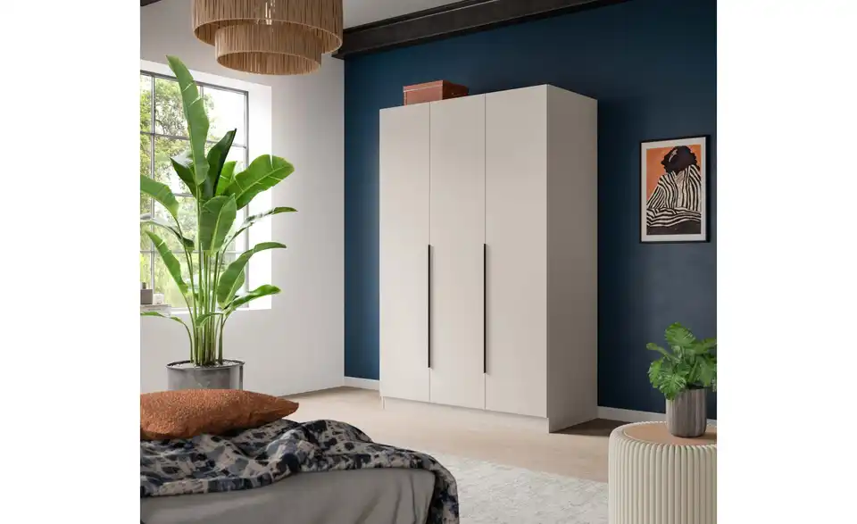 Drehtürenschrank, in Wohnsituation