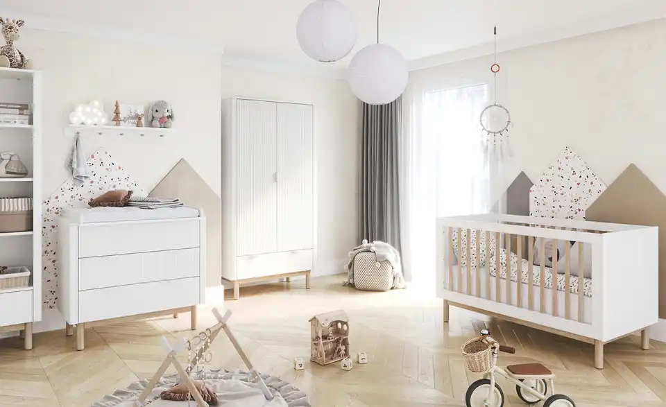 pinio Kleiderschrank Miloo, in Wohnsituation