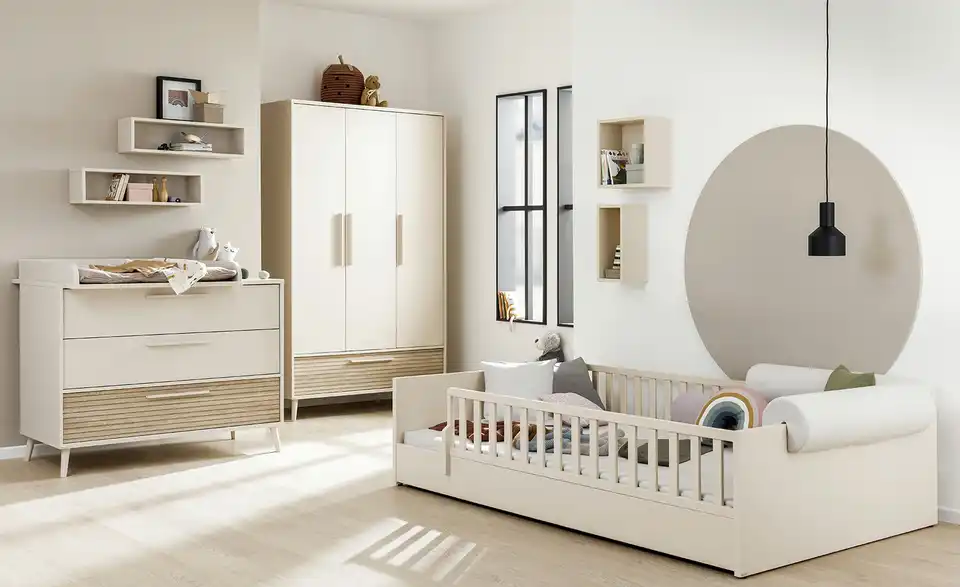 PAIDI Kinderbett Little Flo, in Wohnsituation