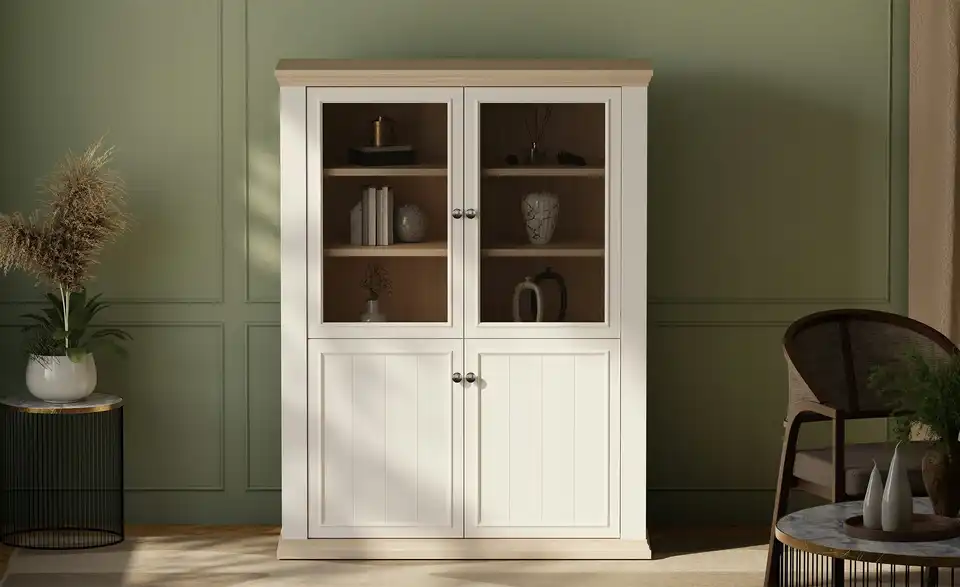 Vitrine, in Wohnsituation