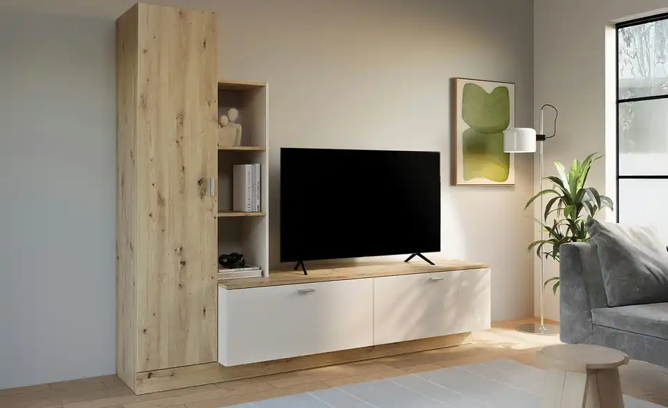 Wohnwand, in Wohnsituation