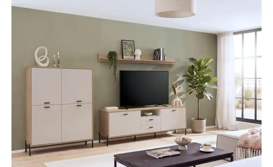 Wandboard, in Wohnsituation
