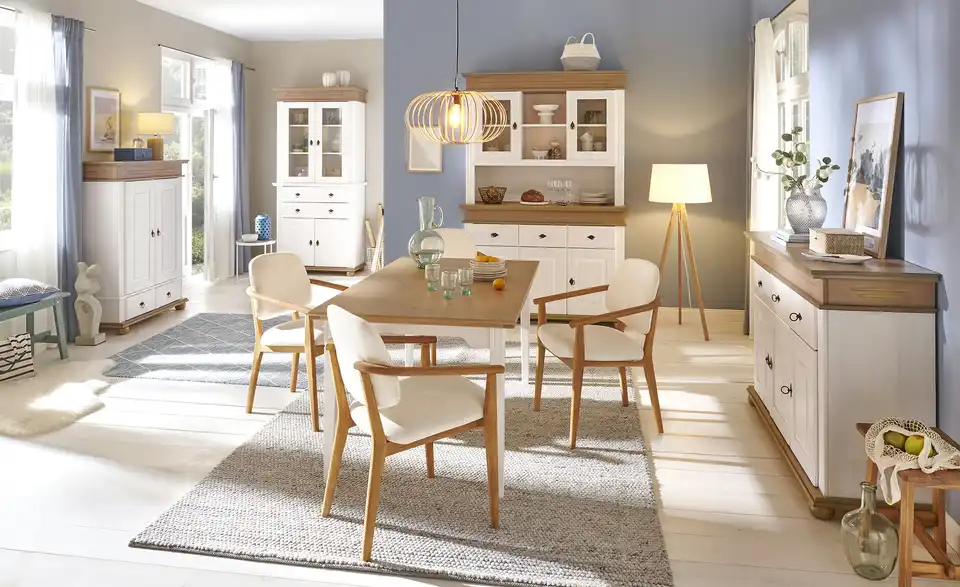 Buffet Fehmarn aus Massivholz, in Wohnsituation
