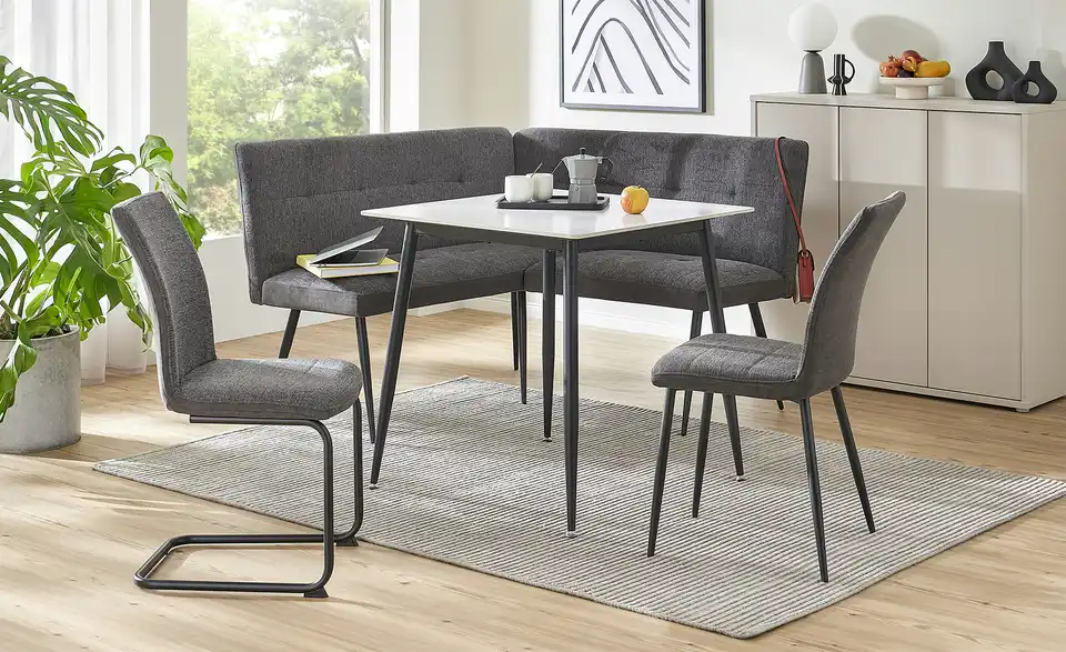 Schwingstuhl, in Wohnsituation