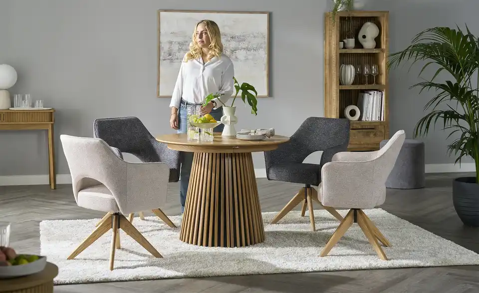 Esstisch ausziehbar, in Wohnsituation