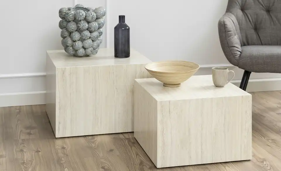 Couchtisch 2er Set, in Wohnsituation