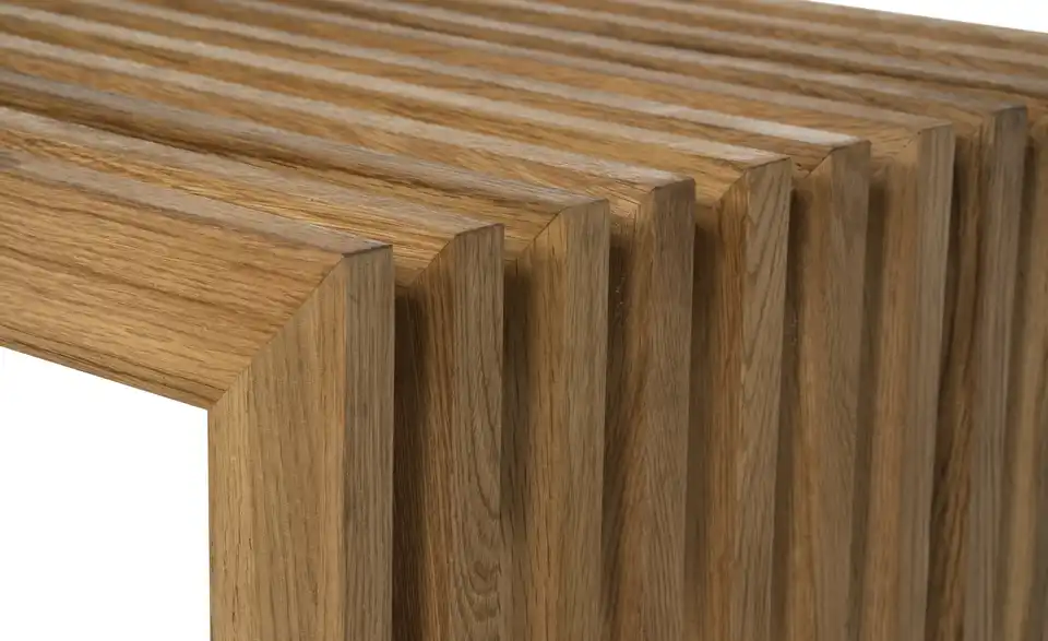 Garderobenbank, Detailansicht