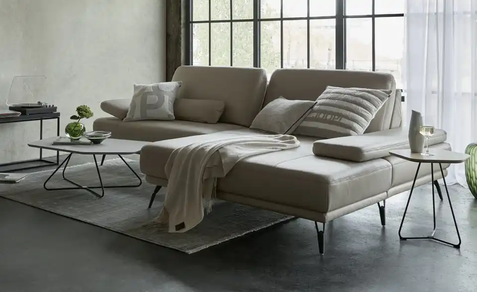 JOOP! Couchtisch Edges, in Wohnsituation