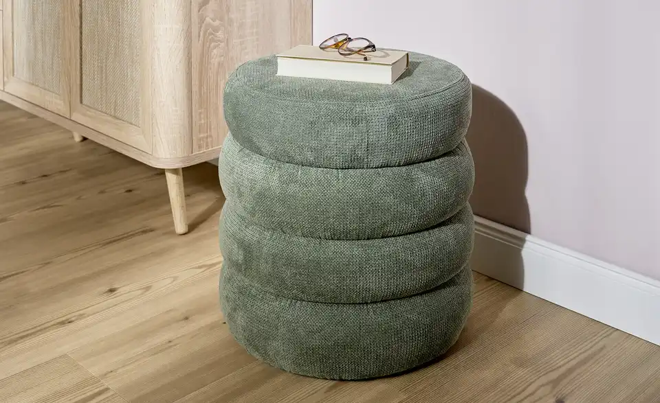 Polsterhocker, in Wohnsituation