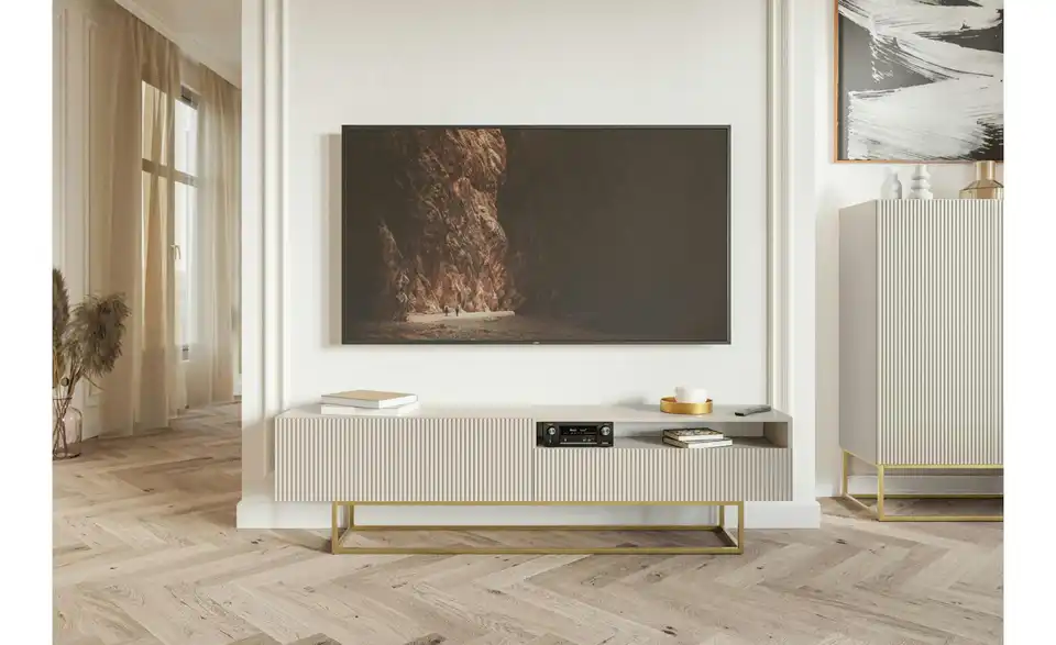 Selsey Lowboard, in Wohnsituation