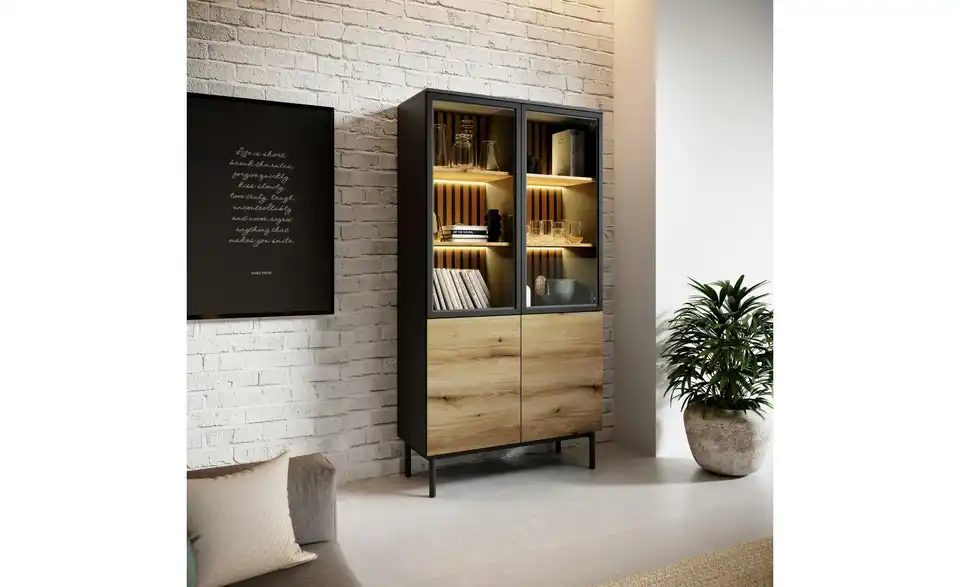 Vitrine, in Wohnsituation