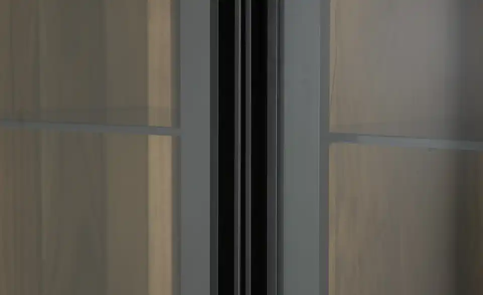 Highboard-Vitrine, Detailansicht