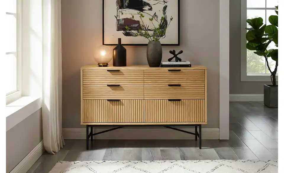 Kommode, in Wohnsituation