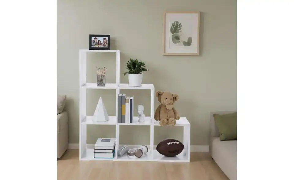 Regal, in Wohnsituation