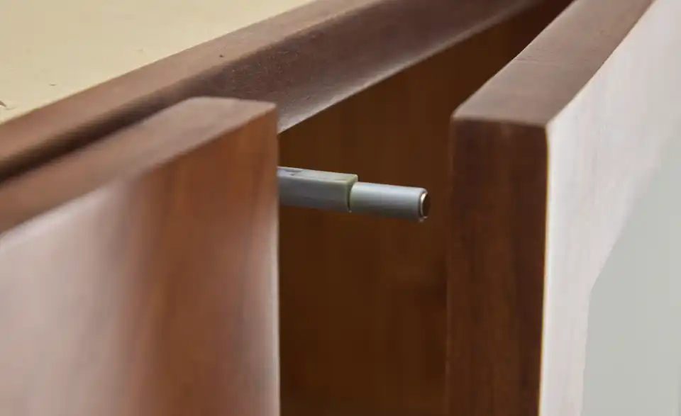 Highboard-Vitrine, Detailansicht