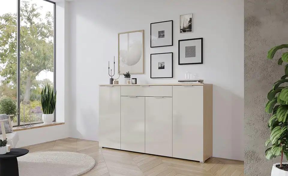 Primo Sideboard Bent, in Wohnsituation