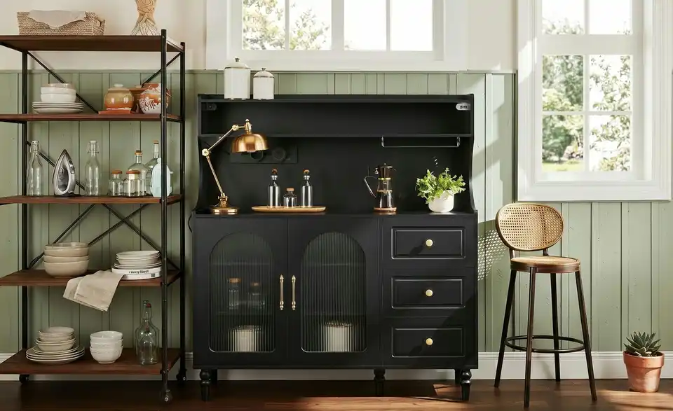 Buffetschrank, in Wohnsituation