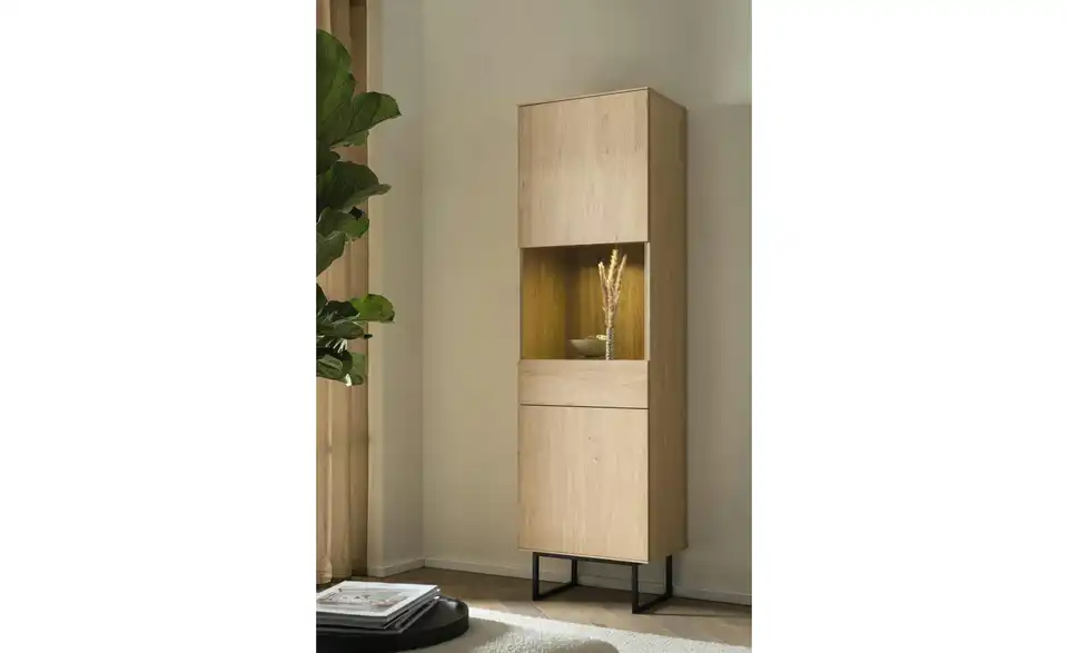 Vitrine, in Wohnsituation