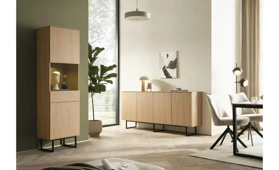 Vitrine, in Wohnsituation