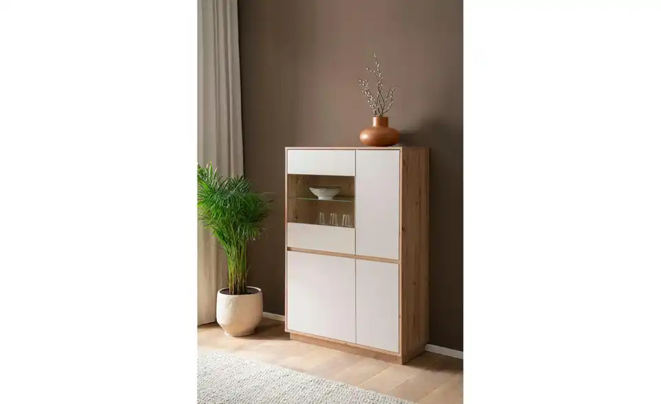 Vitrine, in Wohnsituation