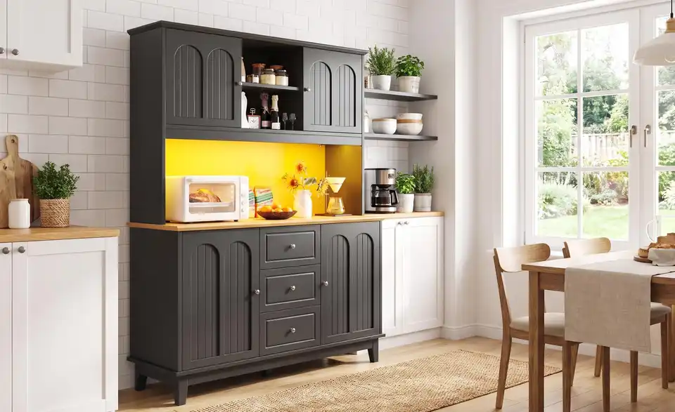 Buffet mit LED & App-Steuerung, in Wohnsituation