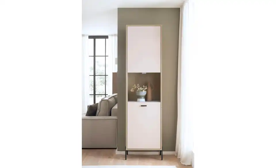 Vitrine, in Wohnsituation