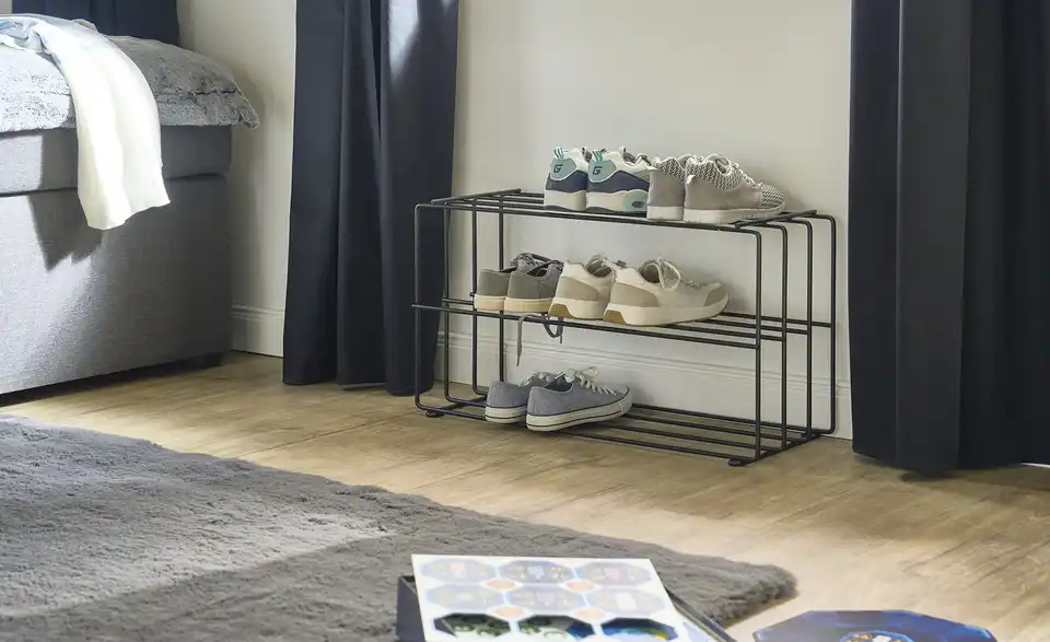 Schuhregal, in Wohnsituation