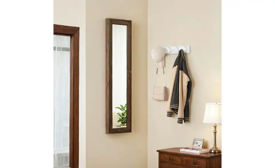 Kleiderhakenleiste, in Wohnsituation