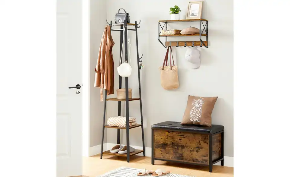 Kleiderständer, in Wohnsituation