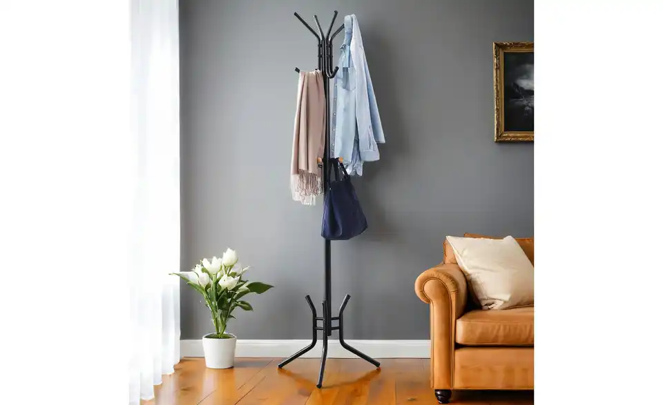 Garderobenständer, in Wohnsituation