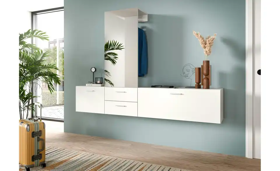 Garderobenkombination, in Wohnsituation