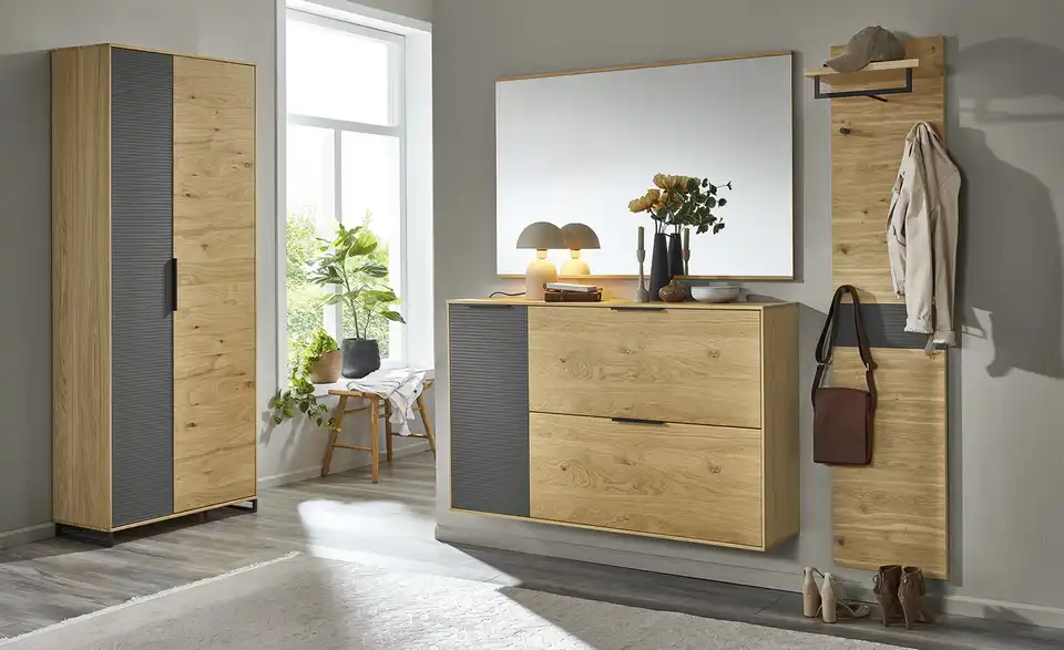 MONDO Garderobenschrank Aralia, in Wohnsituation