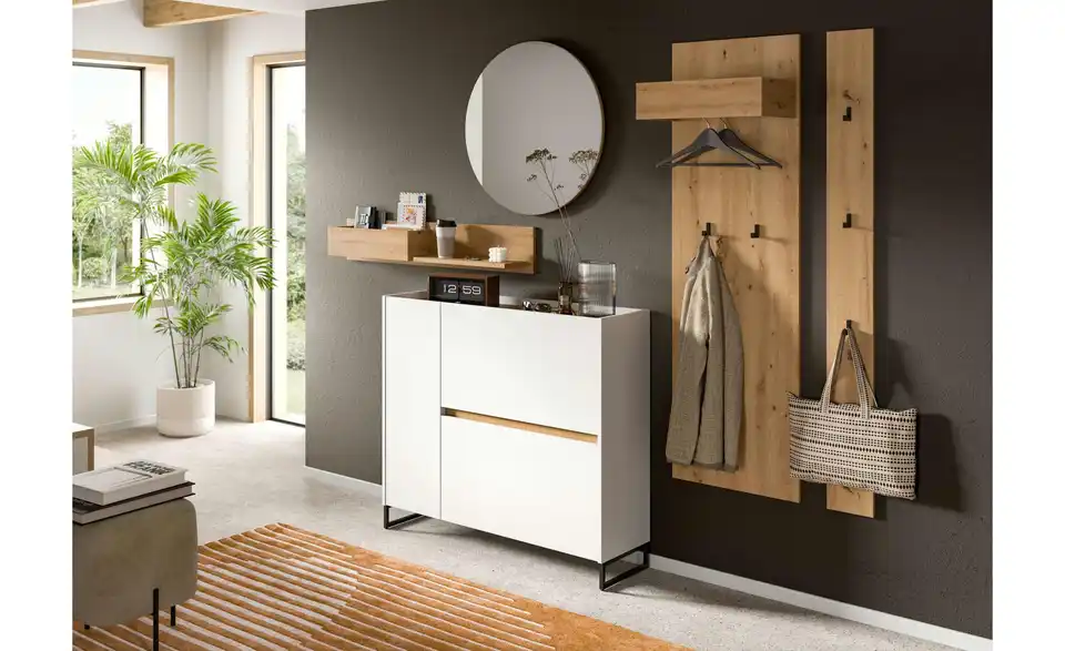 Garderobenkombination, in Wohnsituation