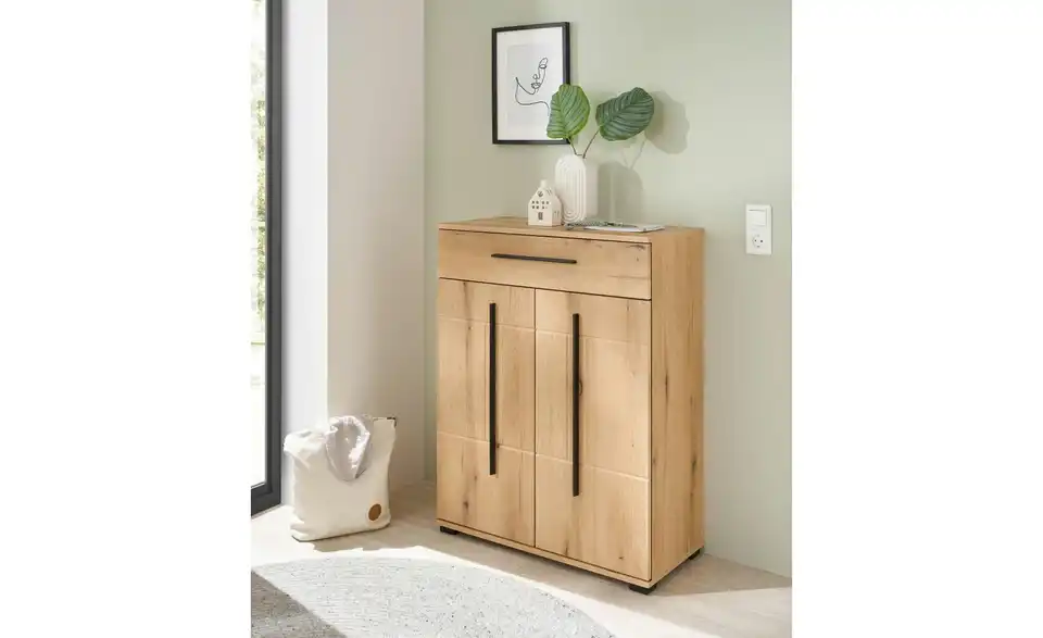 Garderobenschrank, in Wohnsituation