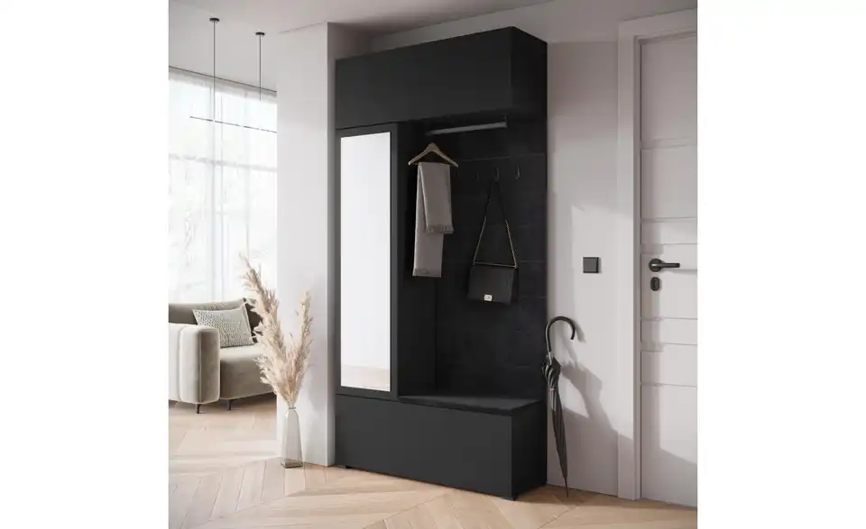 Garderobe, in Wohnsituation