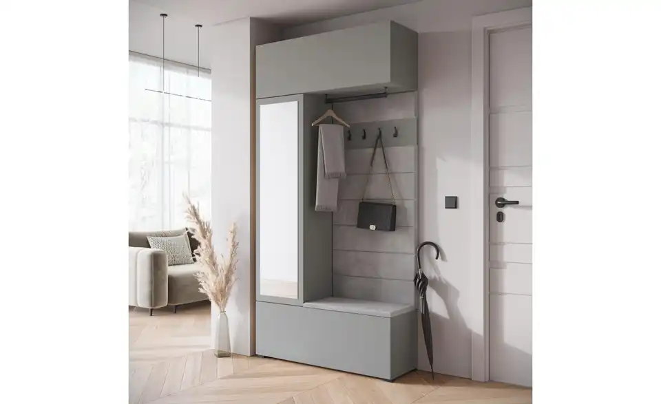 Garderobe, in Wohnsituation