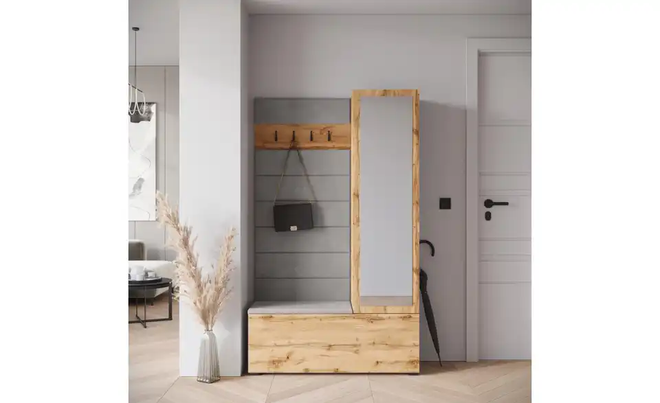Garderobe, in Wohnsituation