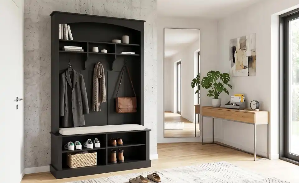 Kompaktgarderobe, in Wohnsituation