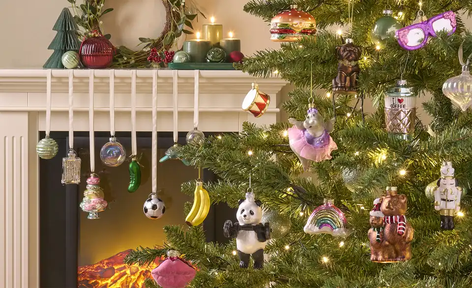 HOME STORY Weihnachtsbaumschmuck Gurke, in Wohnsituation