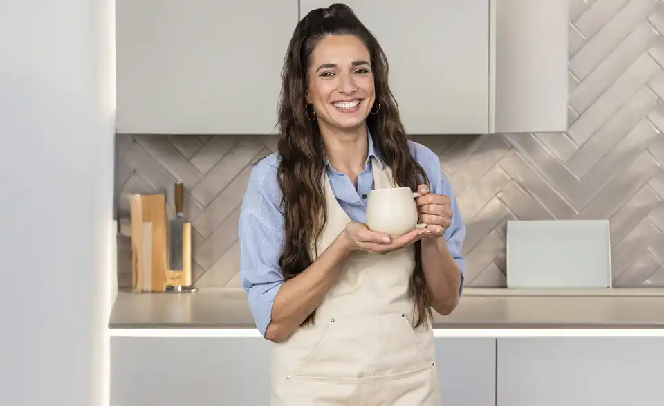 Sallys Kaffeetasse Belly Mug, in Wohnsituation