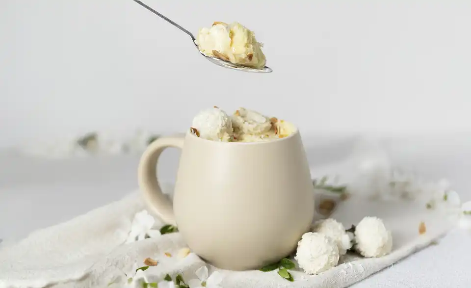 Sallys Kaffeetasse Belly Mug, in Wohnsituation