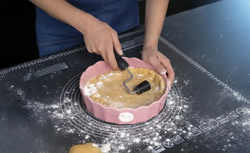 Sallys Backform- und Pizzateigroller, in Wohnsituation