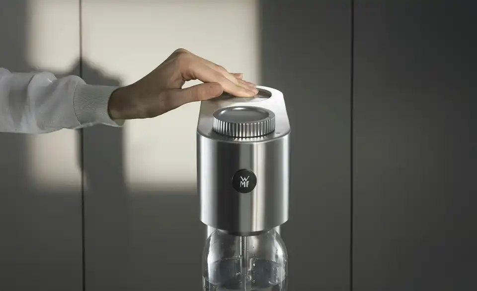 WMF Wassersprudler Element One, in Wohnsituation