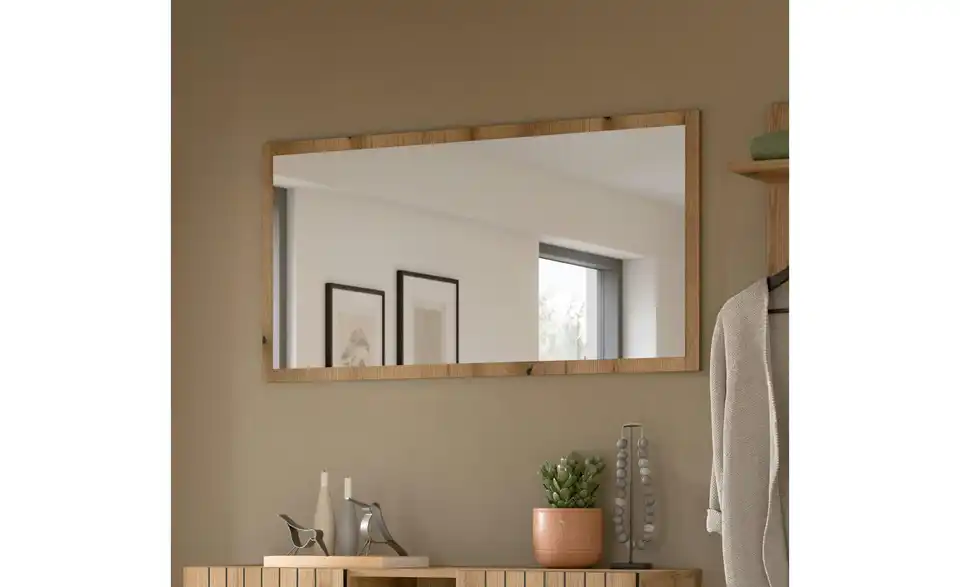 Spiegel, in Wohnsituation