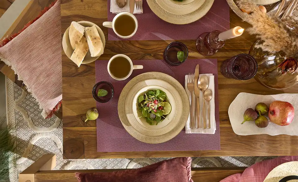 Weinglas, in Wohnsituation