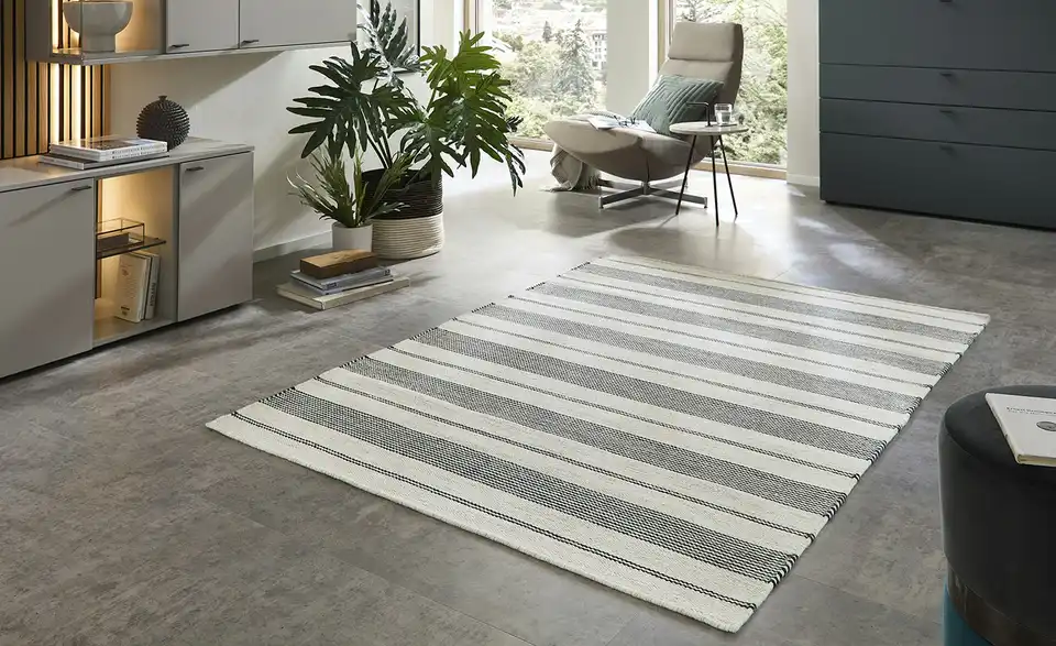 Kelim-Teppich, in Wohnsituation