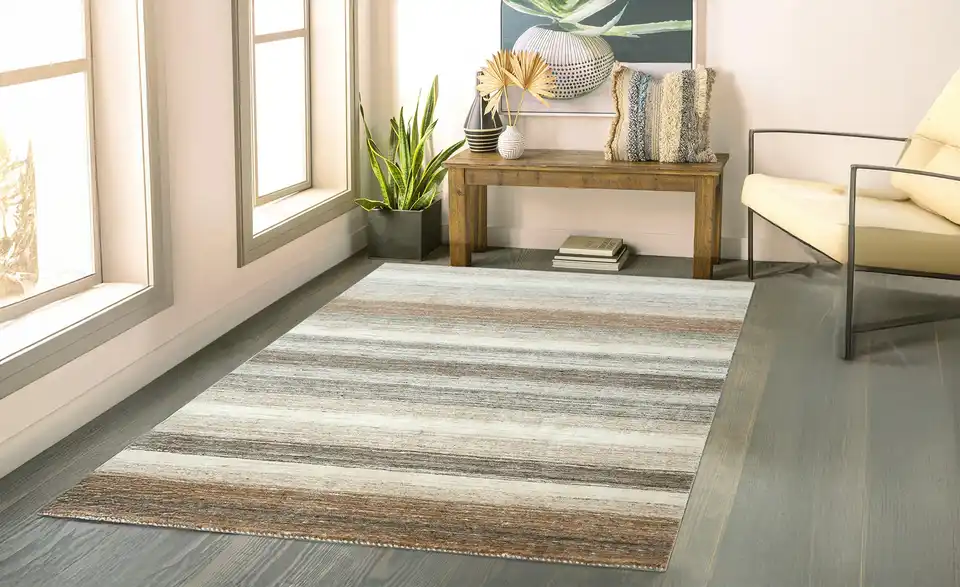 Handtuft-Teppich, in Wohnsituation